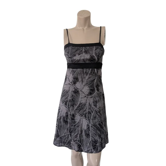 Dynamite Black and White Leaf Print Midi Dress - Picture 1 of 10